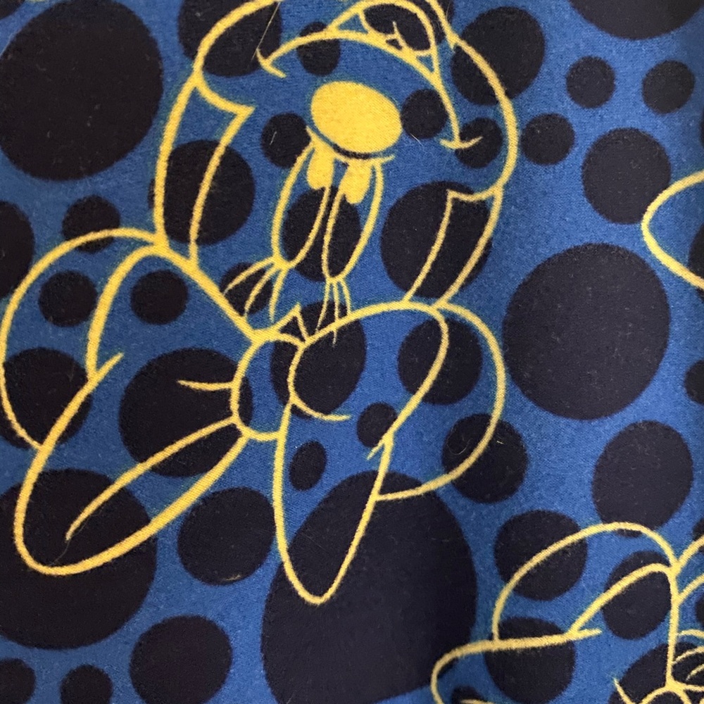 Disney LuLaRoe Leggings featuring Minnie Mouse OS